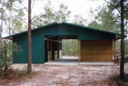 36' X 36' X 10' TIMBERCRAFT HORSE STABLE CHULUOTA, FL