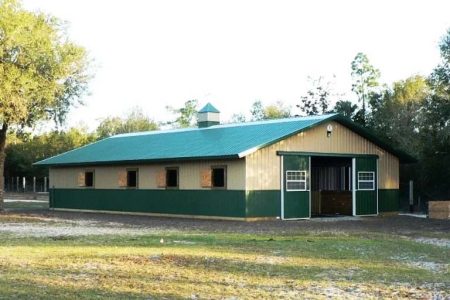 36' X 62' X 10' TIMBERCRAFT HORSE STABLE GENEVA, FL