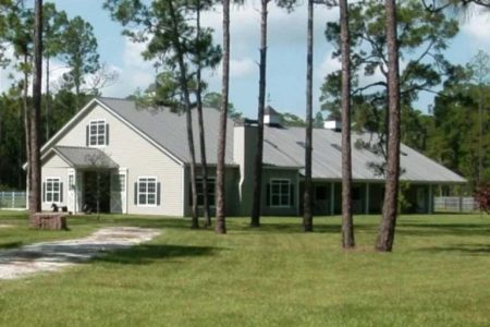 56' X 96' X 12' TIMBERCRAFT MULTI-PURPOSE GUEST HOUSE & EQUESTRIAN FACILITY FRONT VIEW ORLANDO, FL-02