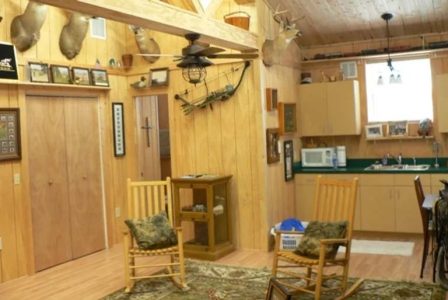 TIMBERCRAFT BUILDINGS GUEST HOUSE INTERIOR