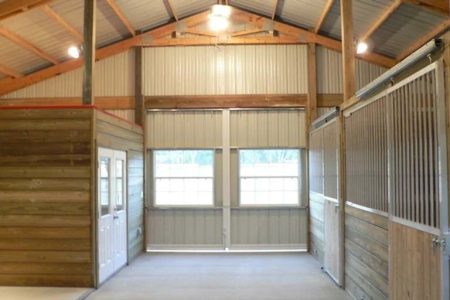 TIMBERCRAFT HORSE STABLE CENTER AISLE INTERIOR VIEW