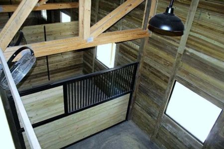 TIMBERCRAFT HORSE STABLE CUSTOM STALL DIVIDER OPTION