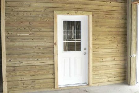 TIMBERCRAFT HORSE STABLE TACK ROOM FRONT